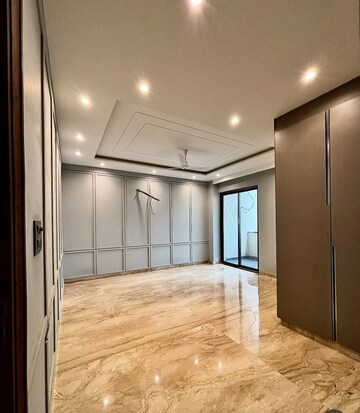 Bedroom in 4 BHK Builder Floor at BPTP Park Central, Sector 85 – for Sale