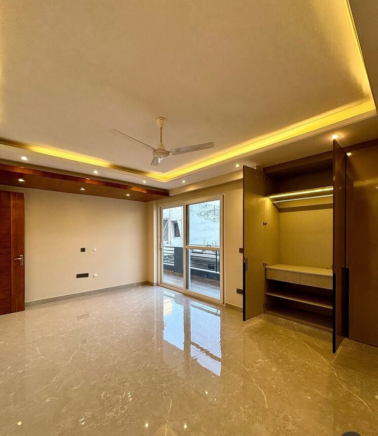 Bedroom, bptp-park-central 4 Bedroom 2868 Sq.Ft. Builder Floor In Sector 85 Faridabad 8069095