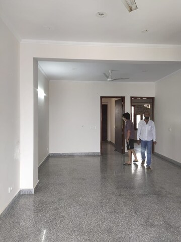 Parking in 2 BHK Independent House at Ansal Plaza Sector-23, Sector 23 – for Rent