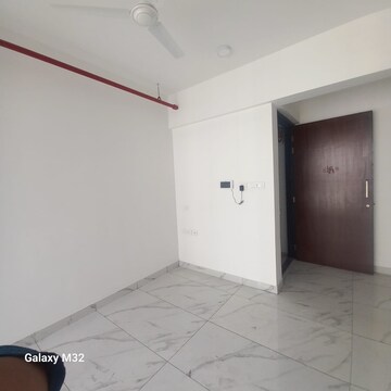 2 BHK Apartment For Rent in Raymond Ten X Habitat, Pokhran Road No 2