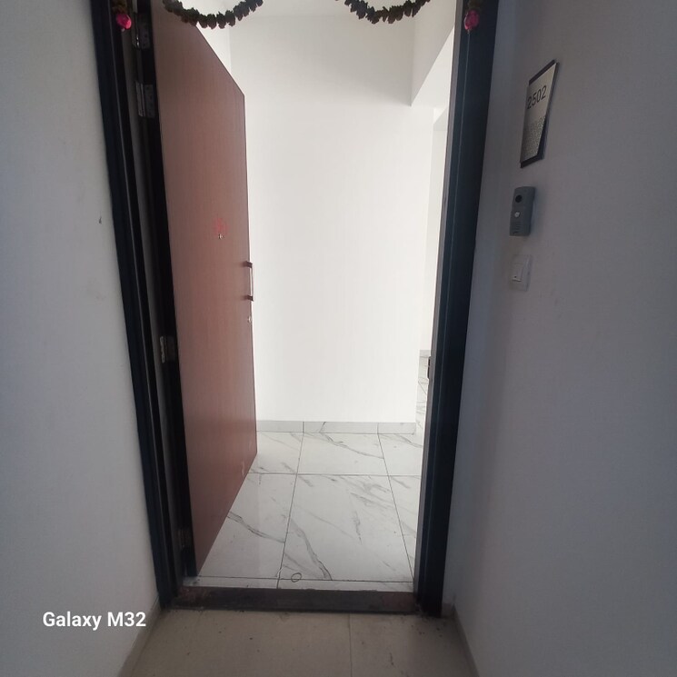 Room, raymond-ten-x-habitat 2 Bedroom 635 Sq.Ft. Apartment In Pokhran Road No Two Thane 8069121