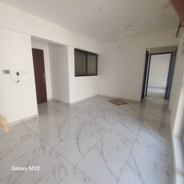 Room in 2 BHK Apartment at Raymond Ten X Habitat, Pokhran Road No 2 – for Rent