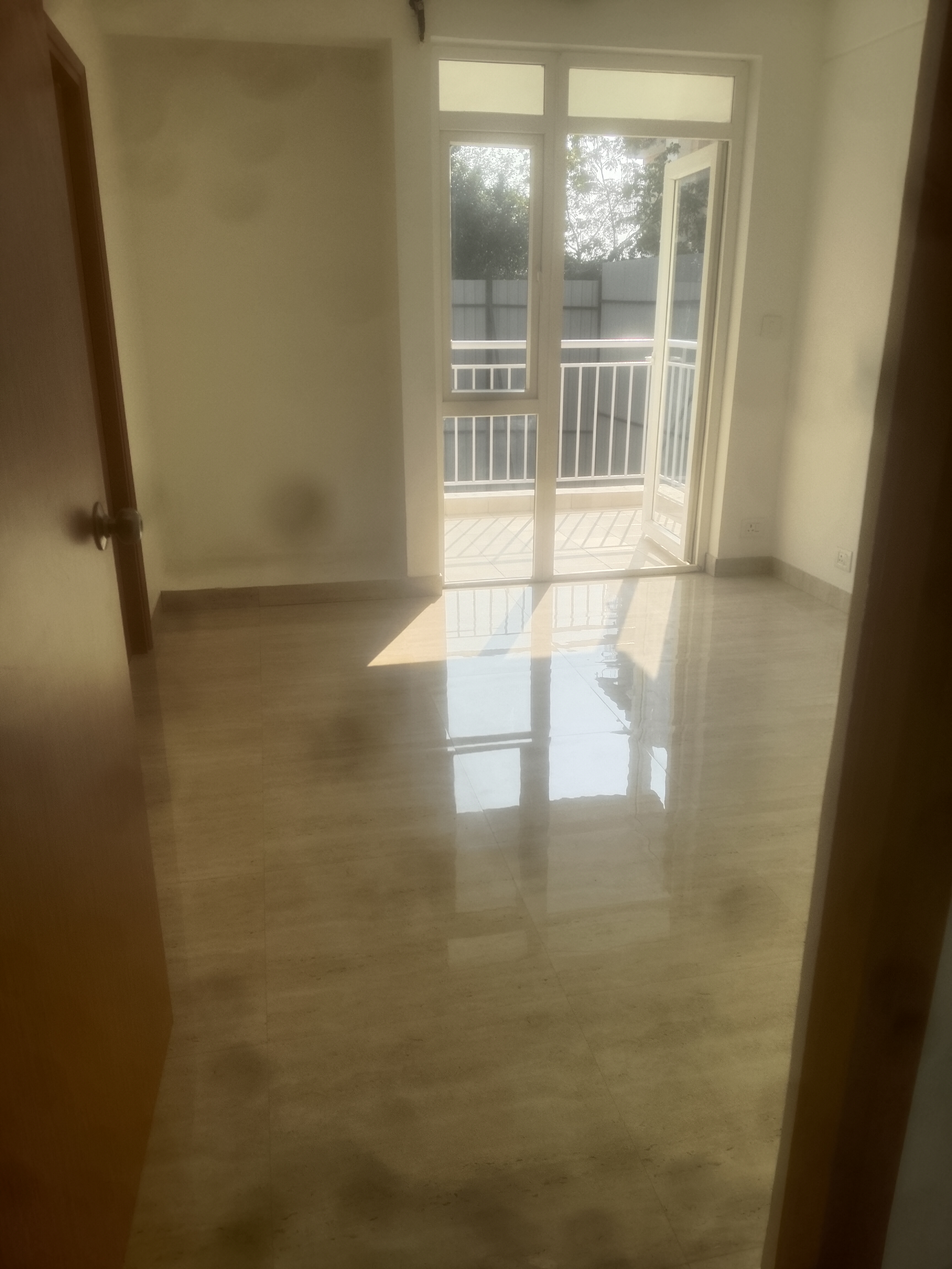 3.5 BHK + Study Room Apartment For Sale in KLJ Platinum Heights