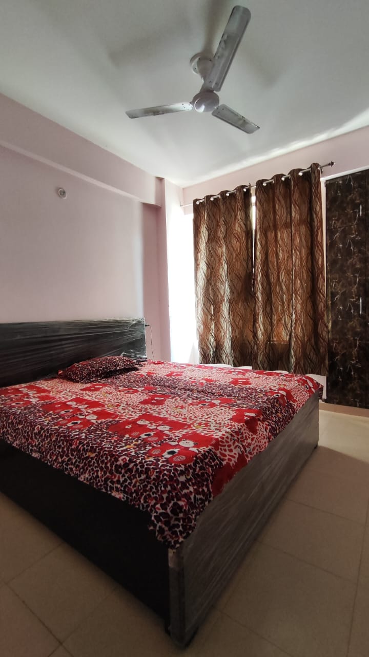 3 BHK + Pooja Room Apartment For Sale in Amolik Sankalp