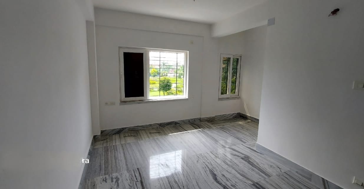 3 BHK + Study Room Apartment For Sale in Hig Co Operative 