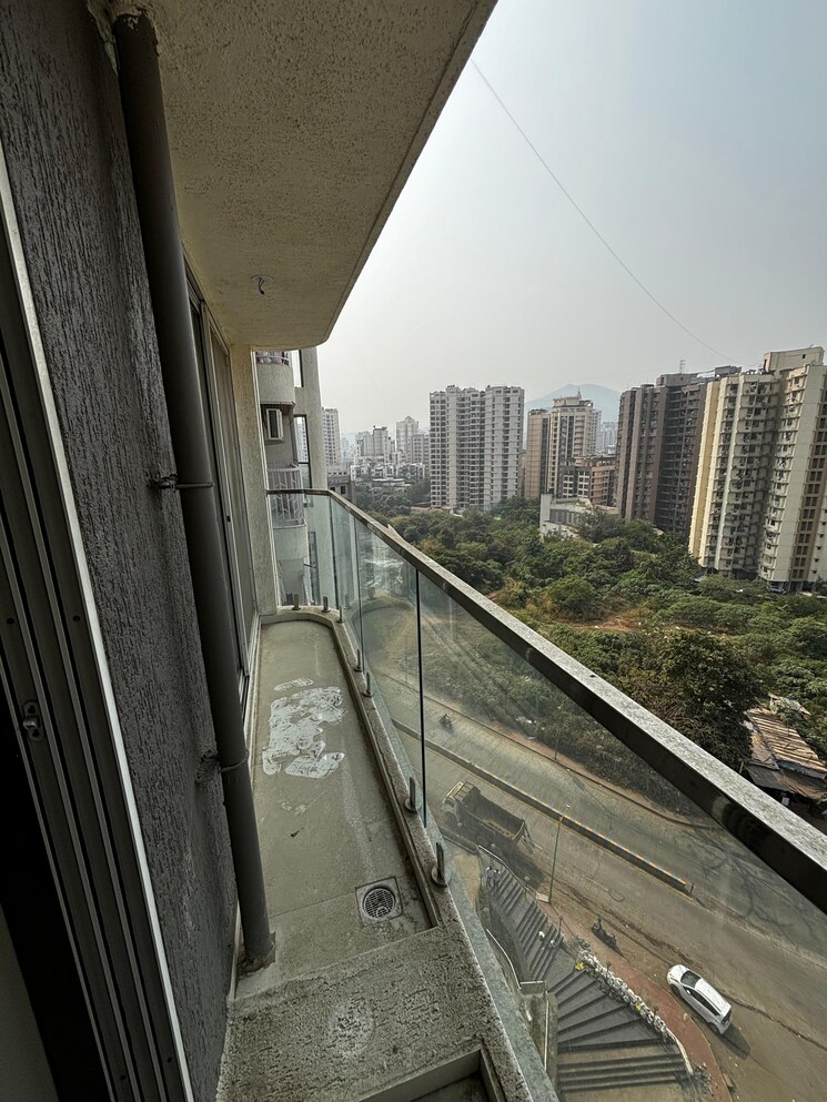 Balcony, jvm-veda 2 Bedroom 601 Sq.Ft. Apartment In Kasarvadavali Thane 8069164