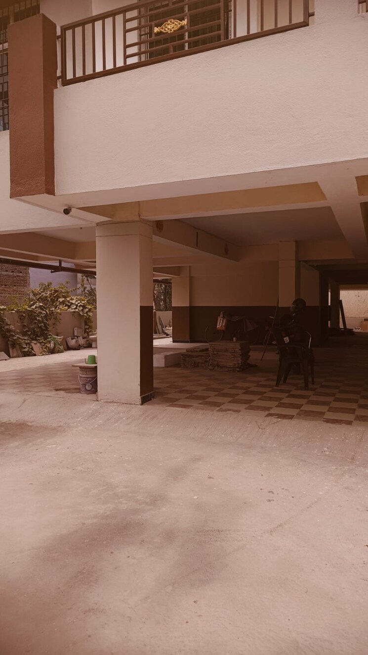  Parking, badal-mansion-apartment 3 Bedroom 1350 Sq.Ft. Apartment In Kankarbagh Patna 8069184