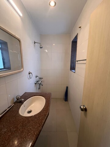 Bathroom in 2 BHK Apartment at Peninsula Salsette 27, Byculla – for Rent