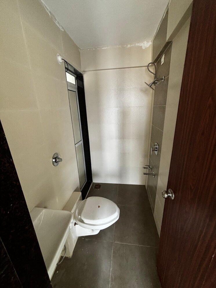 Bathroom, jvm-veda 1 Bedroom 410 Sq.Ft. Apartment In Kasarvadavali Thane 8069180