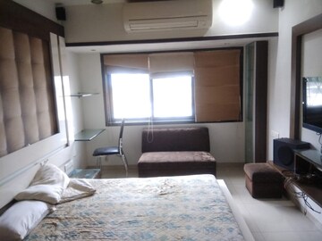 Living Room in 3 BHK Apartment at Lokhandwala Harmony, Worli – for Rent