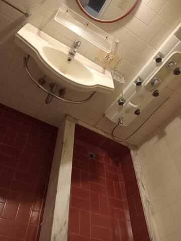Bathroom in 3 BHK Apartment at Lokhandwala Harmony, Worli – for Rent