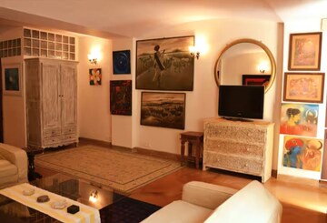 Bedroom in 3 BHK Apartment at Atur Apartments, Colaba – for Rent