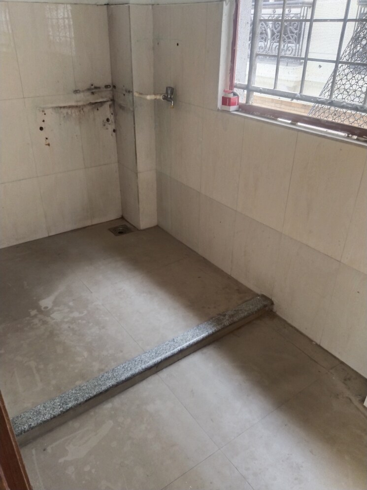 Room, madhapur 3 Bedroom 2900 Sq.Ft. Apartment In Madhapur Hyderabad 8069244