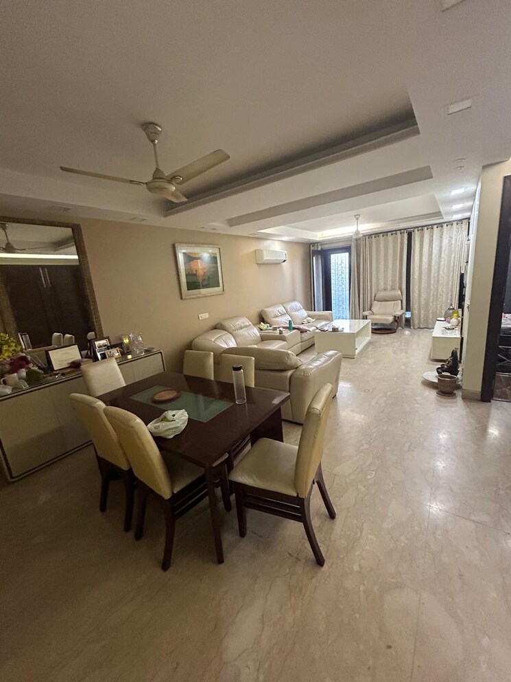 Living Room, green park 4 Bedroom 2700 Sq.Ft. Builder Floor In Green Park Delhi 8069250