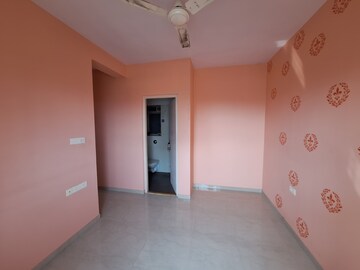 Room in 2 BHK Apartment at Lodha Casa Bella Gold, Dombivli East – for Rent