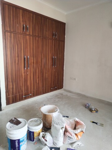 Furnished Amenities in 4 BHK Apartment at Shri Sai Kripa Rainbow Apartments, Sector 43 – for Rent