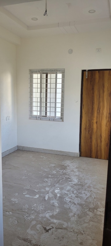 Room in 2 BHK Apartment at Sri Balaji Homes Bachupally, Bachupally – for Sale
