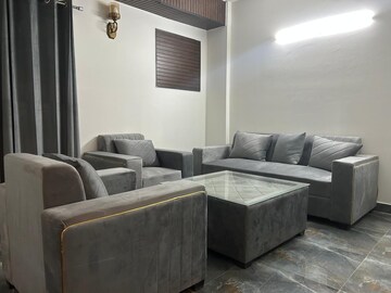 Bedroom in 1 BHK Builder Floor at Sector 28 – for Rent
