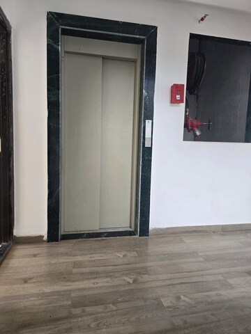 Lift in 1 BHK Apartment at RNA Platinum City, Vasai East – for Sale