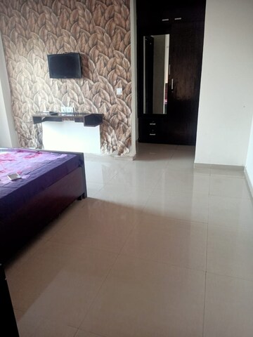 Bedroom in 3 BHK Apartment at Omaxe Waterscapes, Gomti Nagar – for Rent