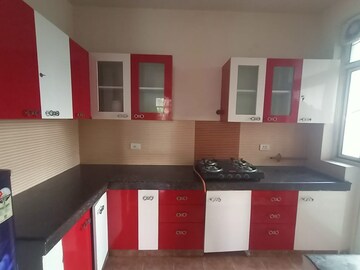 Kitchen in 3 BHK Apartment at Omaxe Waterscapes, Gomti Nagar – for Rent