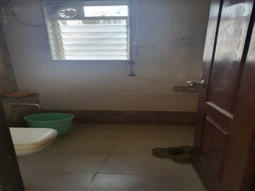 Bathroom in 1 BHK Apartment at Matunga East – for Sale