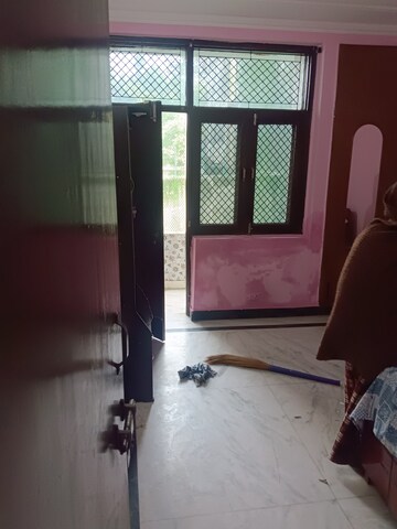 Bathroom in 2 BHK Villa at RWA Apartments Sector 52, Sector 52 – for Rent