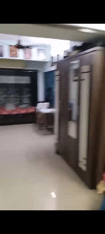 Parking in 1 BHK Apartment at Kurla East – for Rent