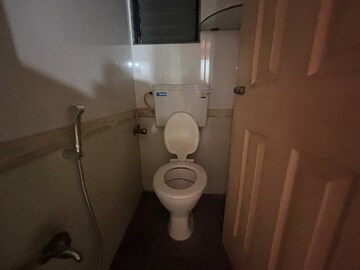 Bathroom in 1 BHK Apartment at Thakkar Apartment, Sanpada – for Sale