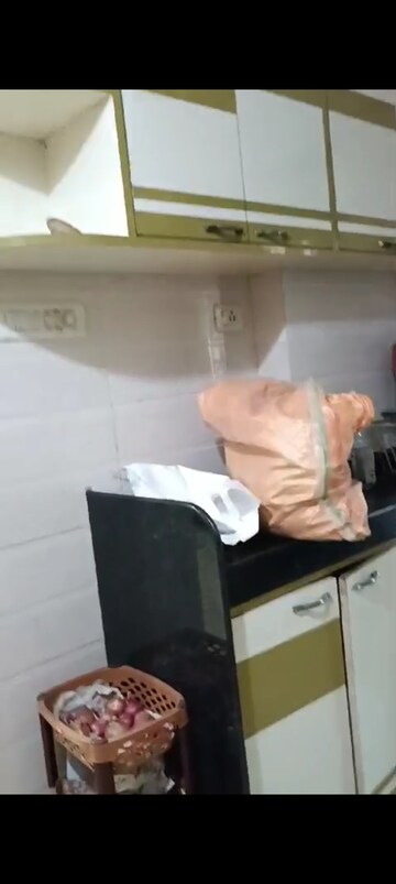 Master Bedroom in 2 BHK Apartment at Ghatkopar East – for Rent