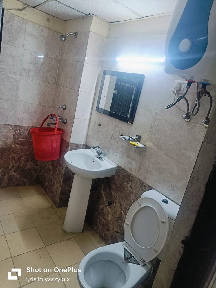 Bathroom, gardenia-gateway 2 Bedroom 1045 Sq.Ft. Apartment In Sector 75 Noida 8069514