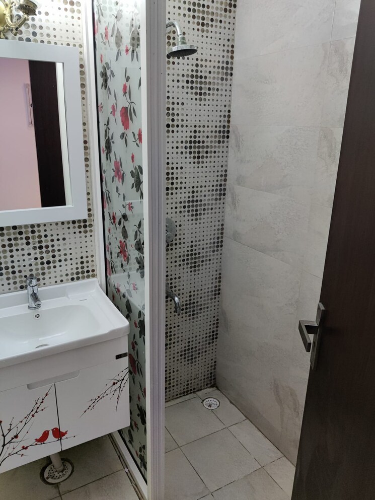 Bathroom, aba-ivy-county 3 Bedroom 1656 Sq.Ft. Apartment In Sector 75 Noida 8069559