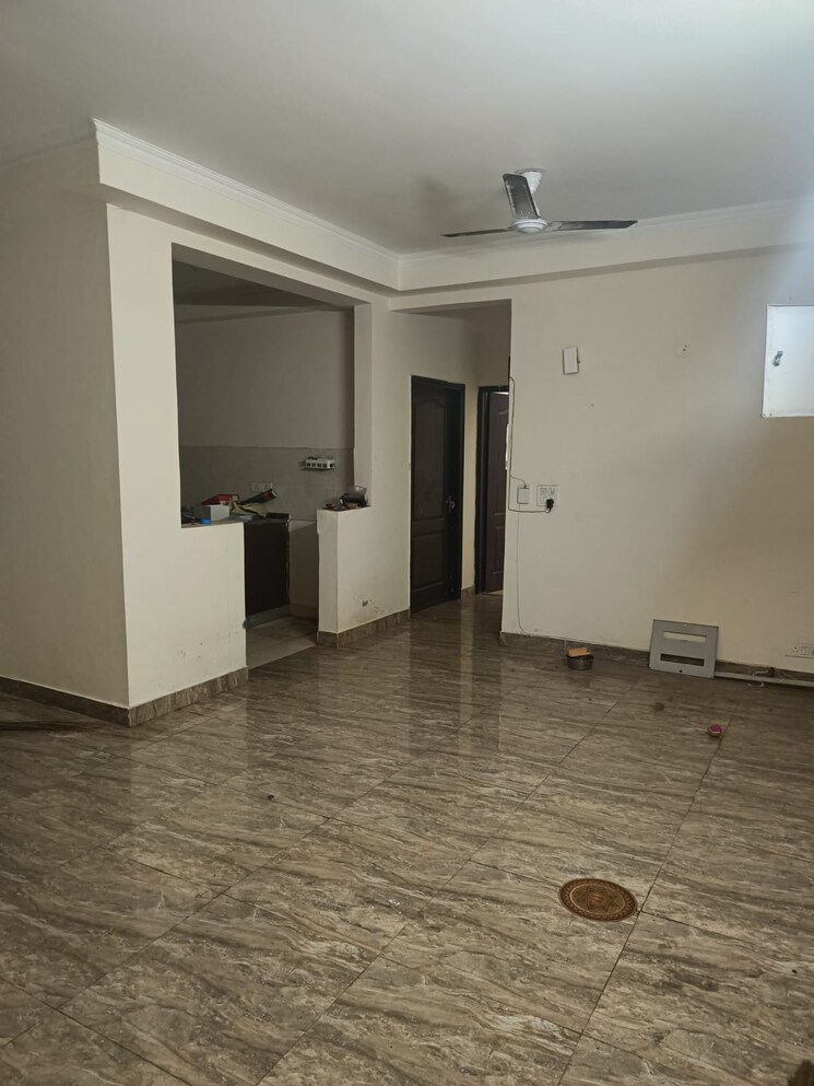 Room, amrapali-silicon-city 3 Bedroom 1545 Sq.Ft. Apartment In Sector 76 Noida 8069567