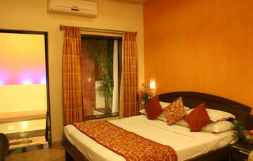 Bedroom in 3 BHK Builder Floor at BP Homes, Sector 85 – for Rent