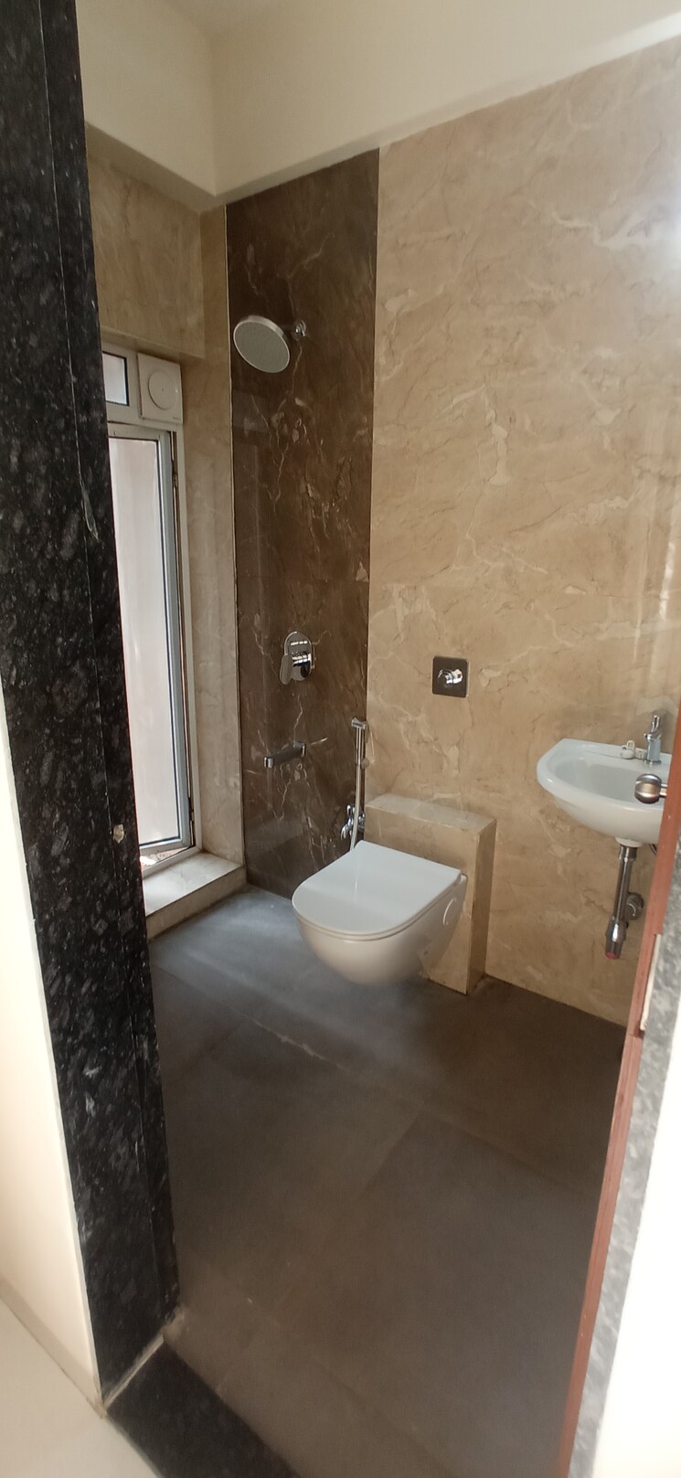 Bathroom, safal-golf-residences 2.5 Bedroom 813 Sq.Ft. Apartment In Chembur Mumbai 8069625