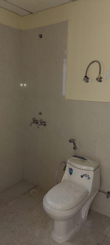 Bathroom in 2 BHK Apartment at Pyramid Elite, Sector 86 – for Rent