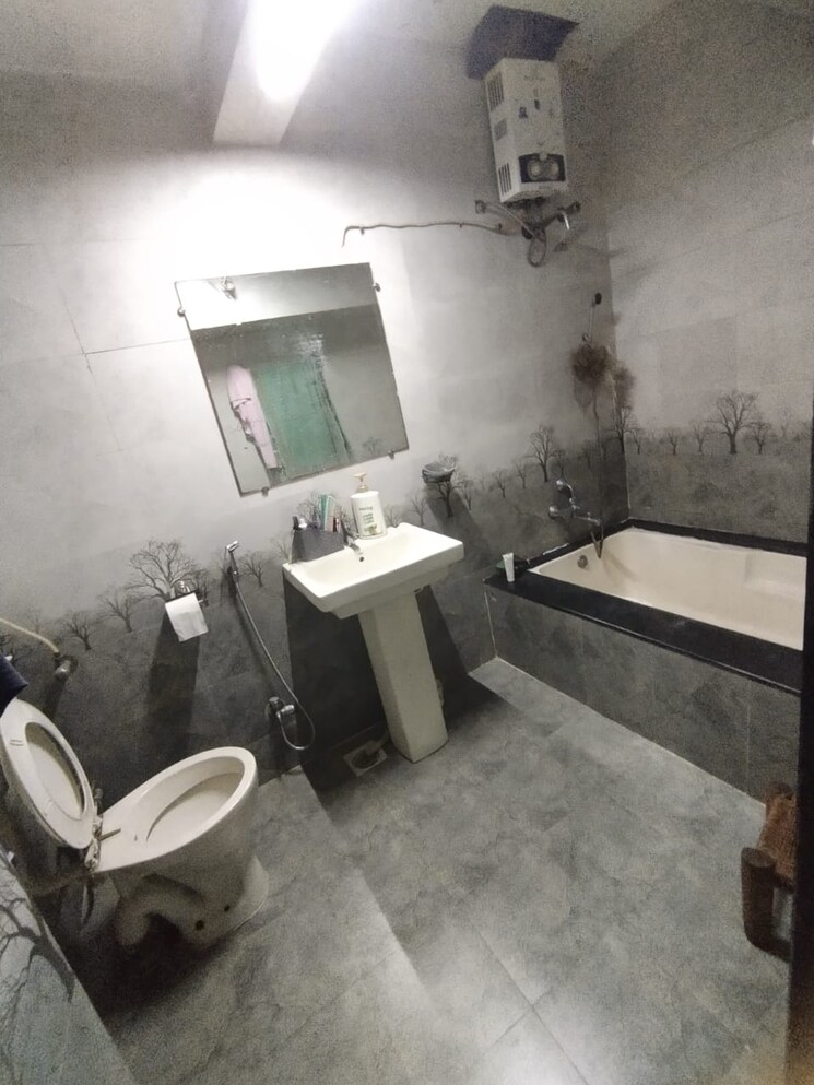 Bathroom, komal-residency-kothrud 2 Bedroom 980 Sq.Ft. Apartment In Kothrud Pune 8069632
