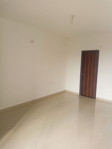 Room in 2 BHK Apartment at Rishita Mulberry Heights, Sushant Golf City – for Rent