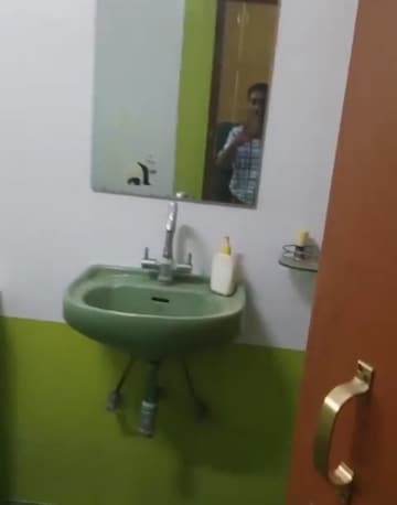 Bathroom in 1 BHK Independent House at Aliganj – for Rent