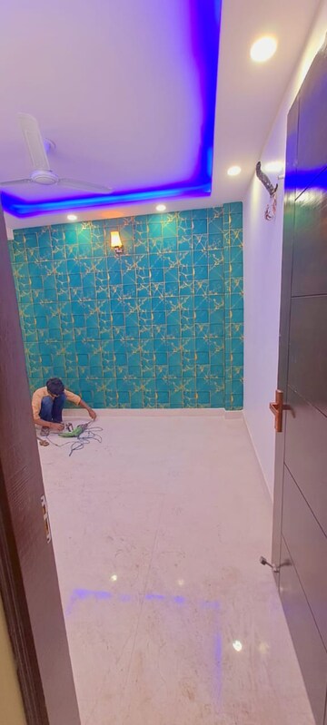 Bathroom in 3 BHK Builder Floor at Govindpuri – for Sale