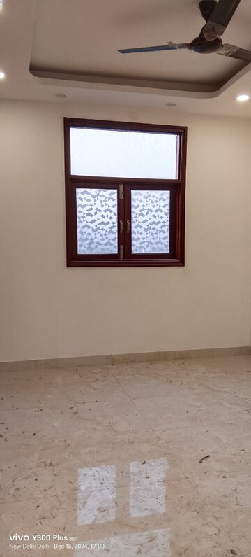 Room in 2 BHK Builder Floor at Govindpuri – for Sale