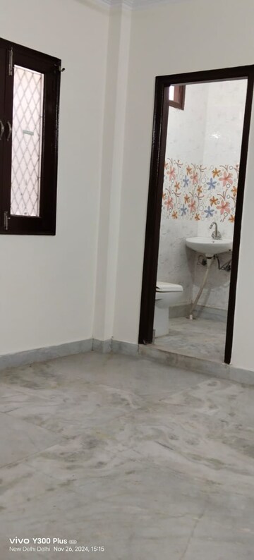 Room in 2 BHK Builder Floor at Govindpuri – for Sale