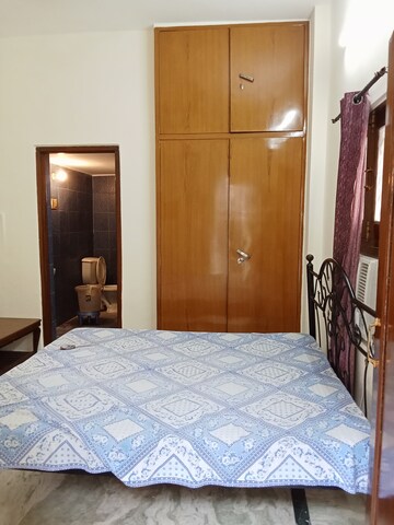 Bedroom in 1 BHK Builder Floor at Safdarjang Enclave – for Rent
