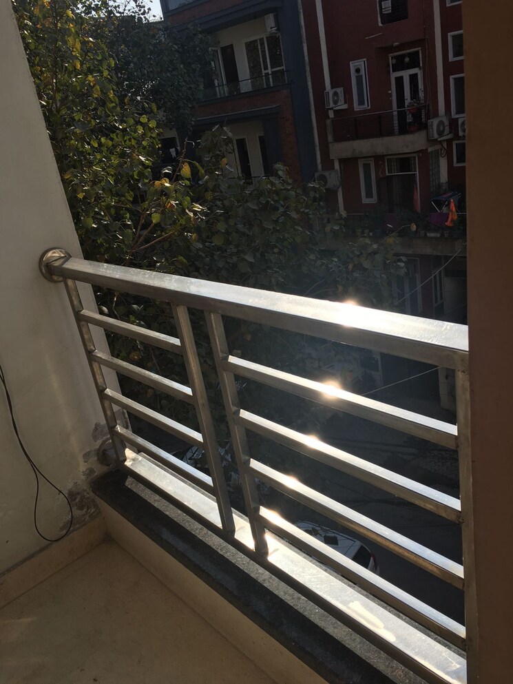 Balcony, safdarjung enclave 2 Bedroom 950 Sq.Ft. Builder Floor In Safdarjung Enclave Delhi 8069858