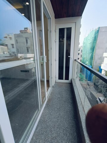 Balcony in 3 BHK Builder Floor at Safdarjung Enclave – for Rent