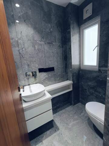Bathroom in 3 BHK Builder Floor at Safdarjung Enclave – for Rent