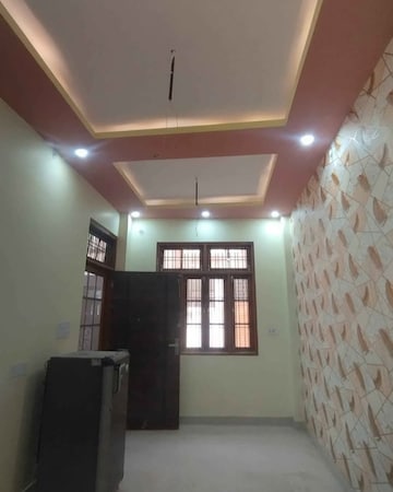 Living Room in 2 BHK Independent House at Jankipuram – for Rent
