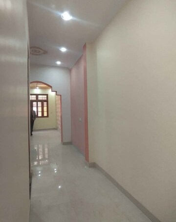 Room in 2 BHK Independent House at Jankipuram – for Rent