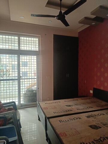 Living Room in 3 BHK Apartment at Amrapali Silicon City, Sector 76 – for Rent