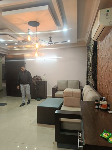 Master Bedroom in 3 BHK Apartment at Amrapali Silicon City, Sector 76 – for Rent